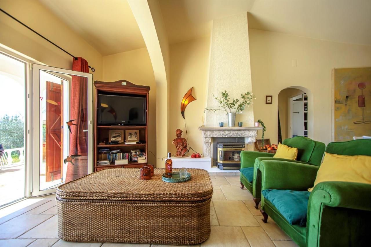 Villa Yvonne,Private Pool,Private Parking 1,7 Km From The Beatch 阿尔布费拉 外观 照片