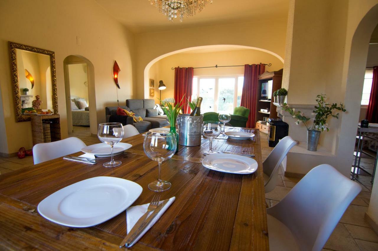 Villa Yvonne,Private Pool,Private Parking 1,7 Km From The Beatch 阿尔布费拉 外观 照片